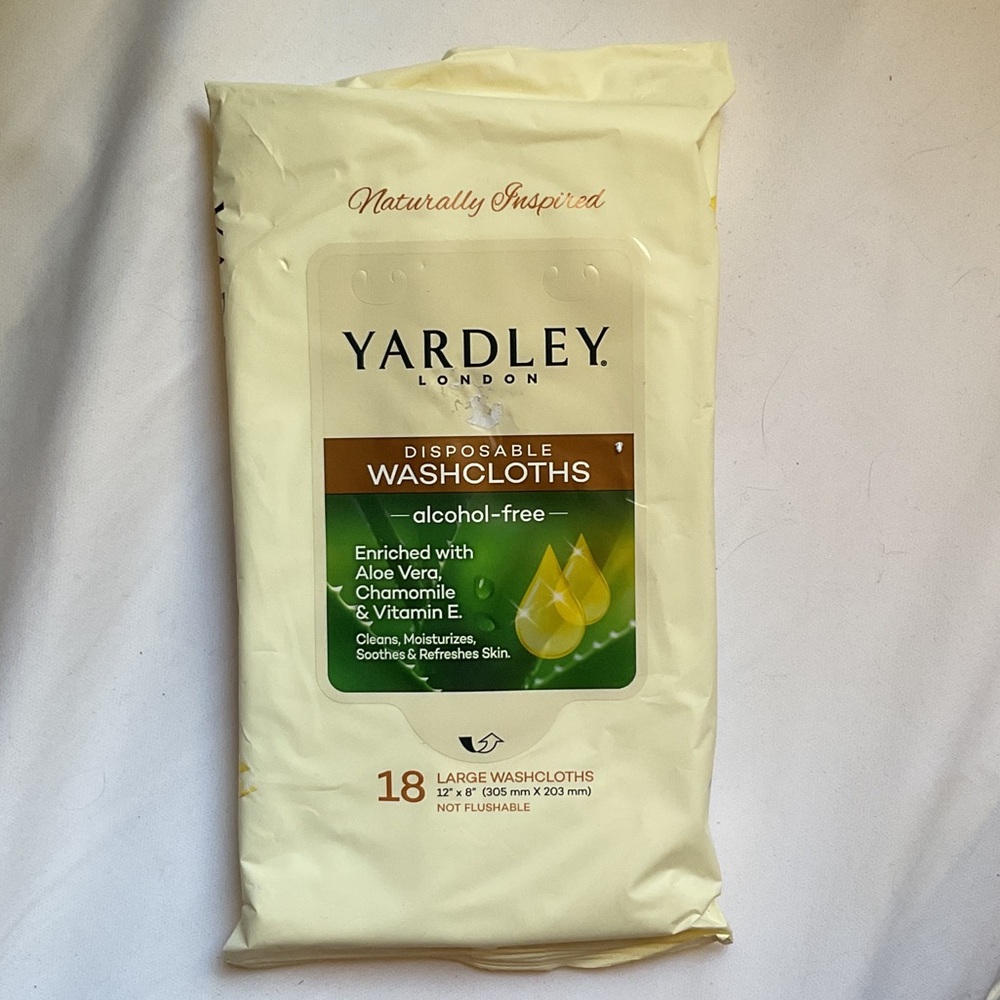 New In Package Yardley London Disposable Washcloths 18 Count